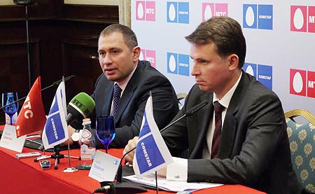 Президент ОАО «МТС» Михаил Шамолин и президент ОАО «Комстар-ОТС» Сергей Приданцев